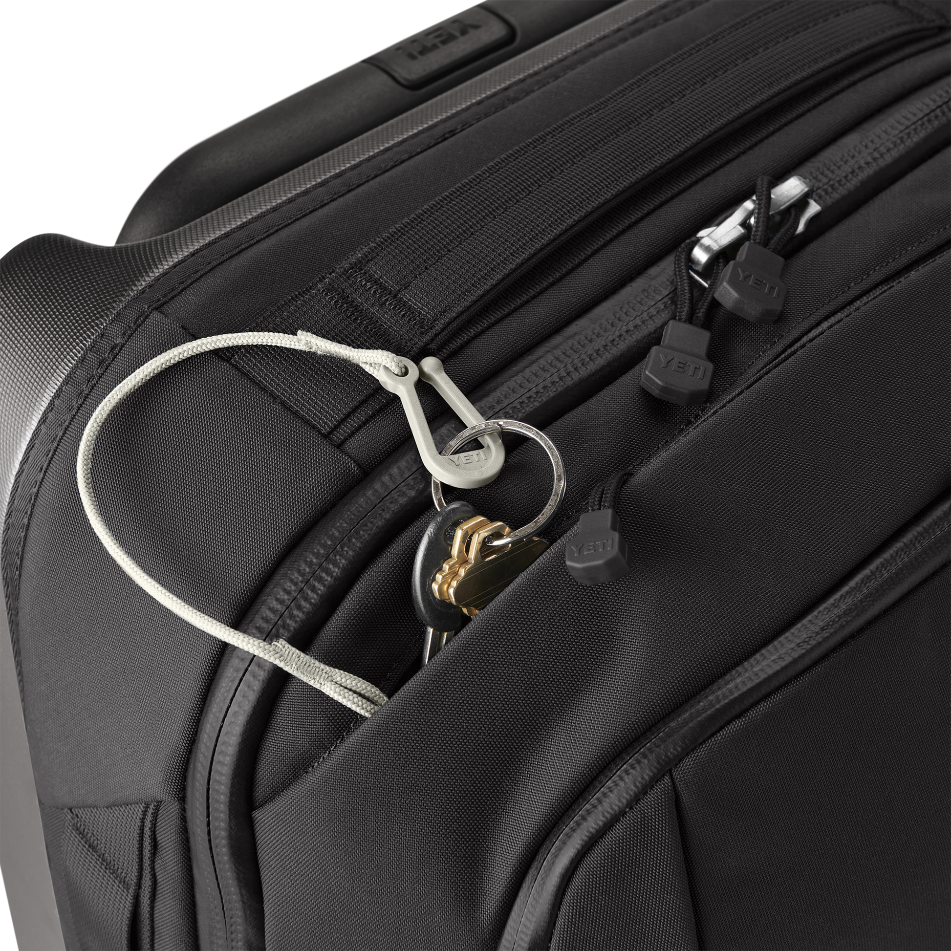 Crossroads 35L / 22" Luggage