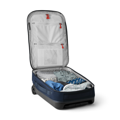 Oracle Red Bull Racing Crossroads 35L / 22" Luggage